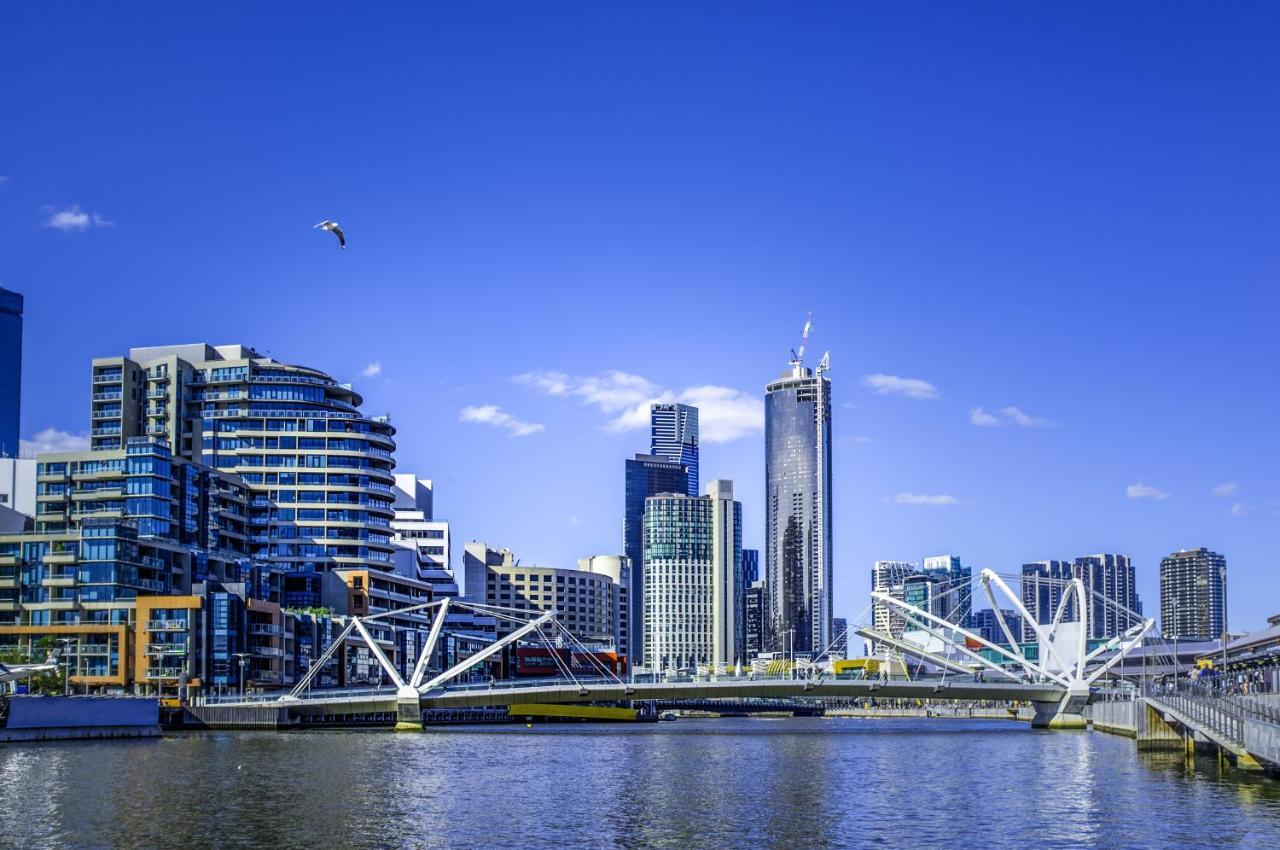 Melbourne Holiday Apartments Flinders Wharf Eksteriør billede